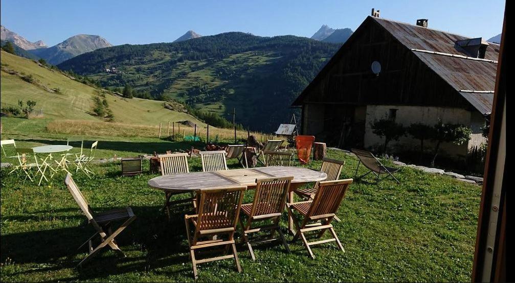 La Fruitière - Gîte d'étape et de séjour Arvieux Extérieur photo